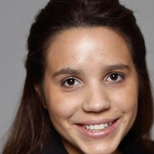 Meet your Posher, Estefania m